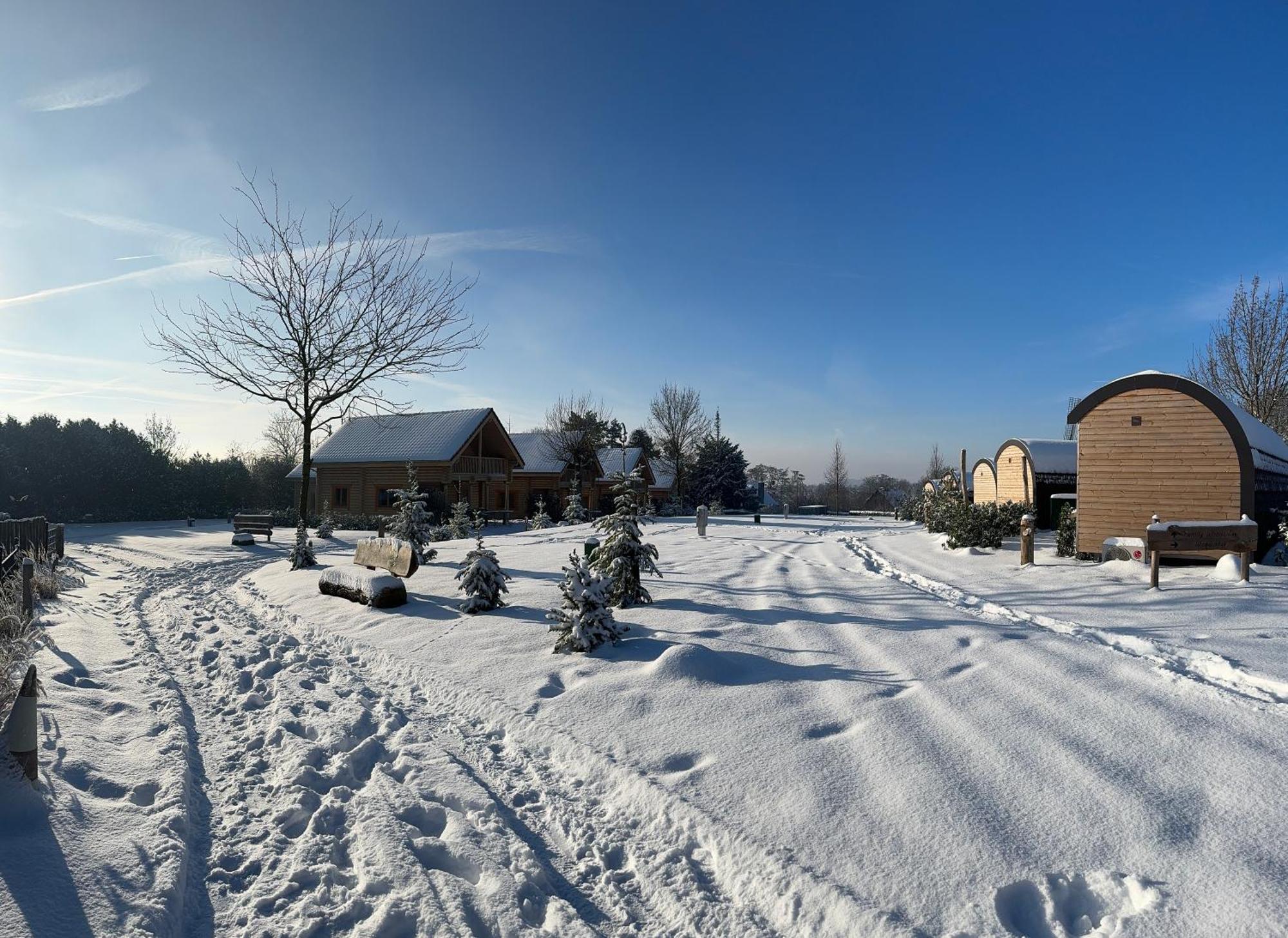 Boomstamhuis High Chaparral Oorsbeek Exterior foto